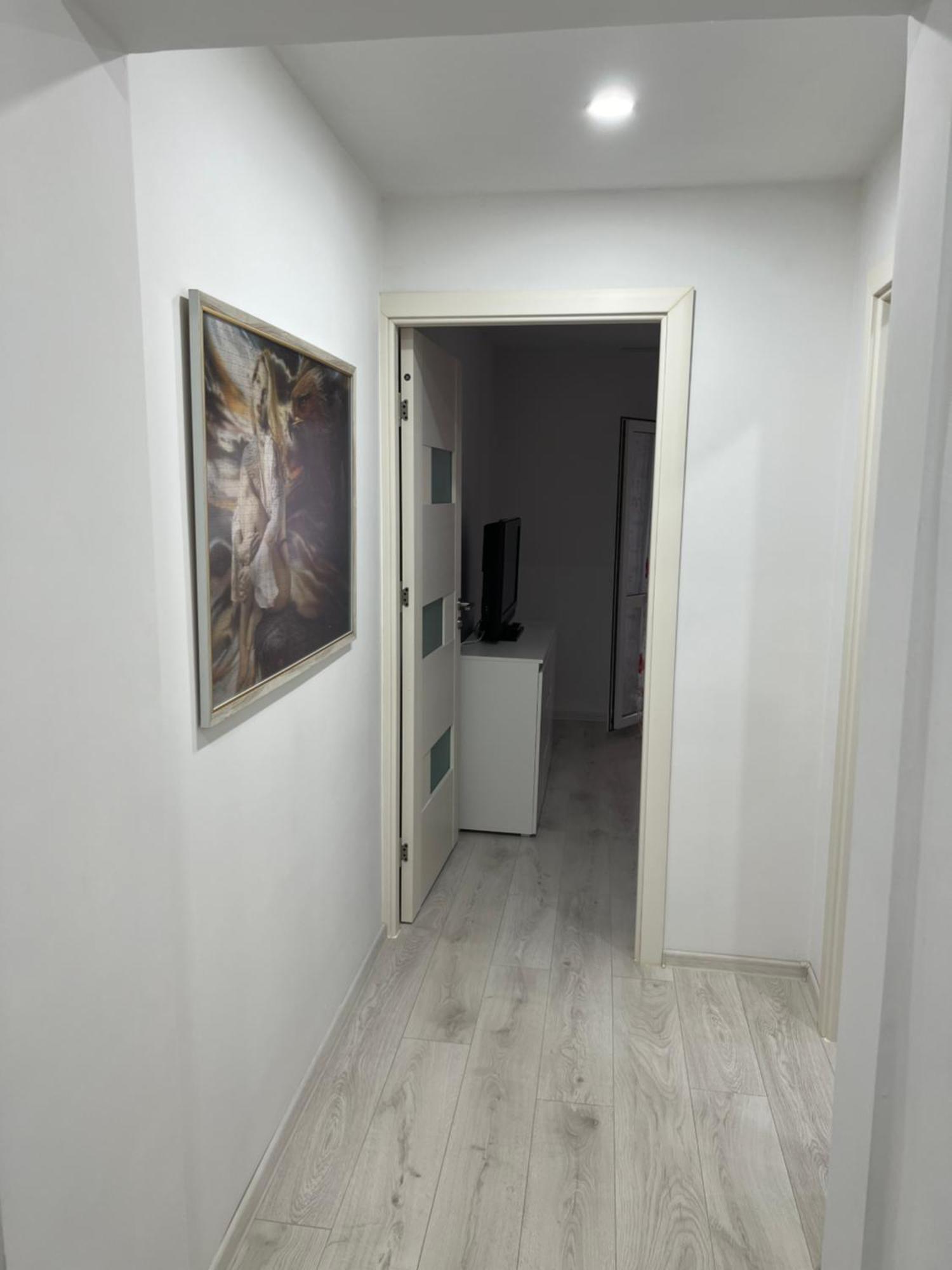 Sofi Apartment